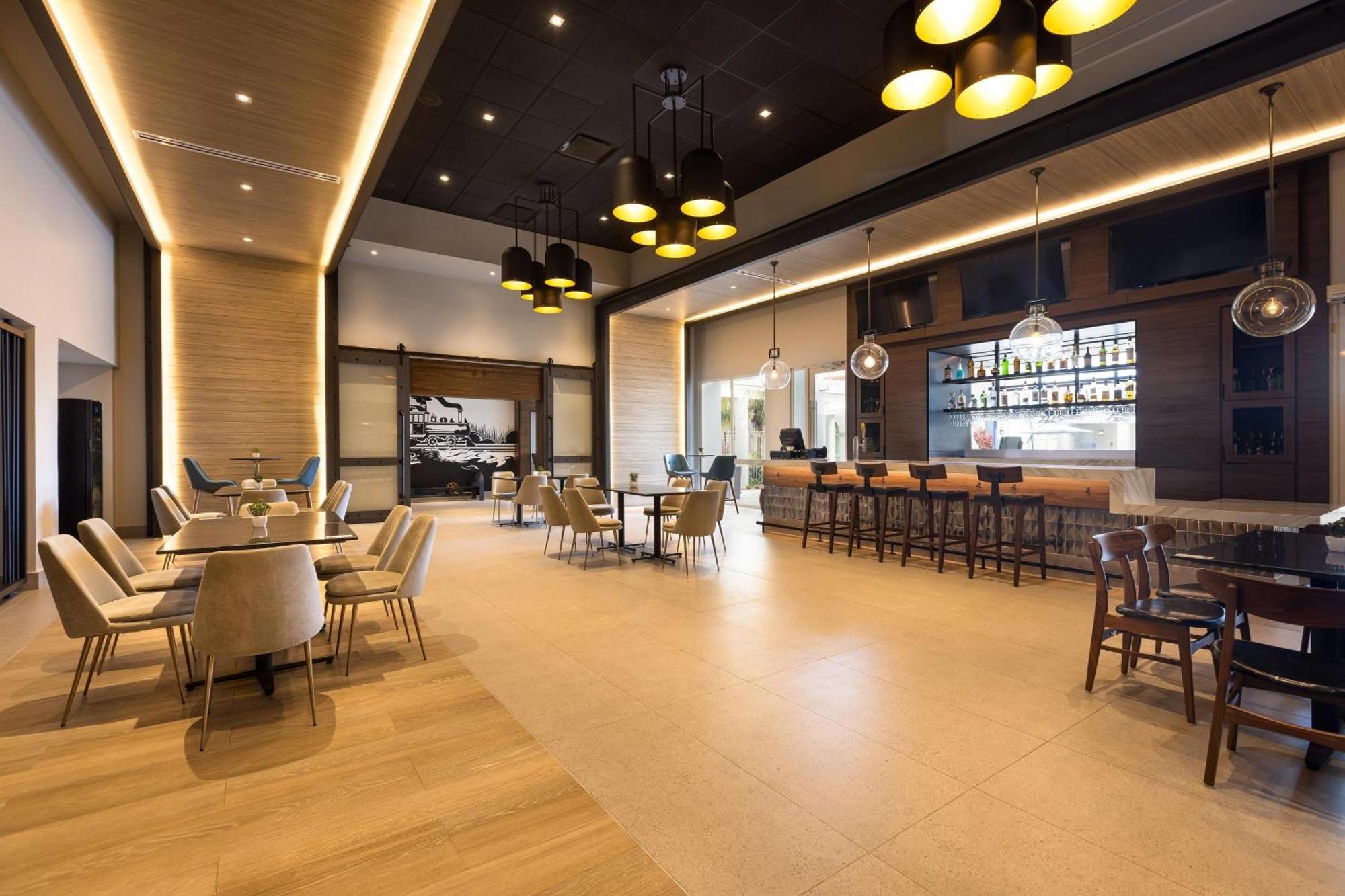 卡瓜斯雷尔福朋喜来登酒店 外观 照片